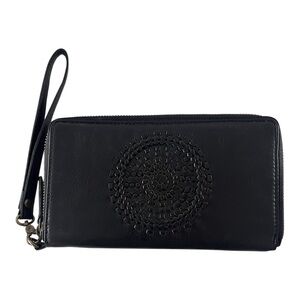 Vilenca Holland Black Leather Zip Around Wallet/Wristlet with Woven Accent